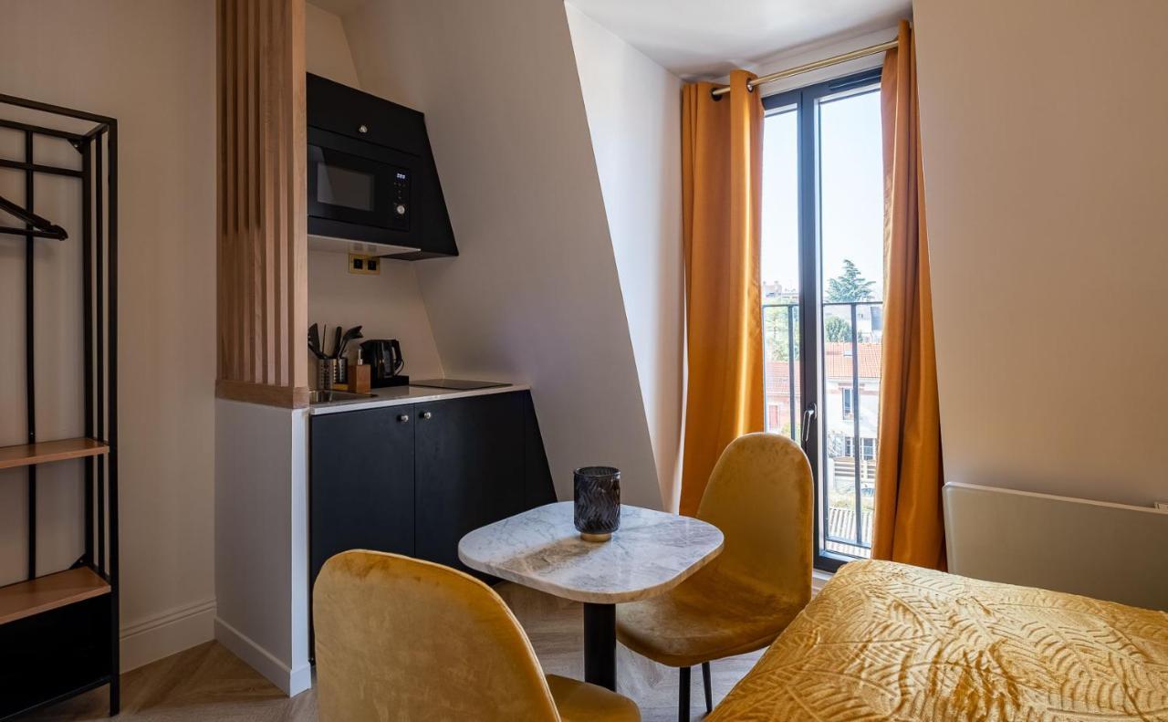 Mijo'S Appartements Hotel Fontenay-sous-Bois Exteriör bild